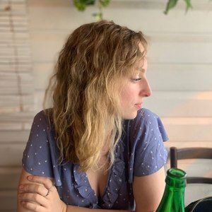 Meet your Posher, Esther